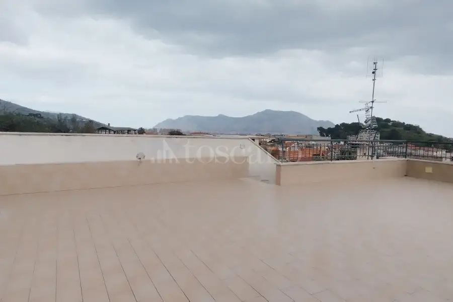 Villino a Schiera in vendita di 200 mq a €350.000 (rif. 1/2026)