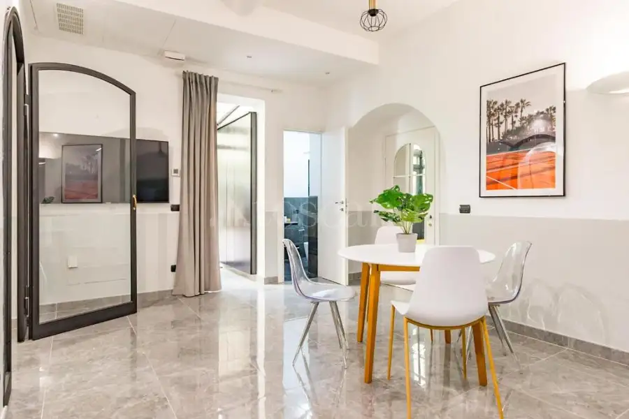 Casa in vendita di 107 mq a €1.090.000 (rif. 20/2025)