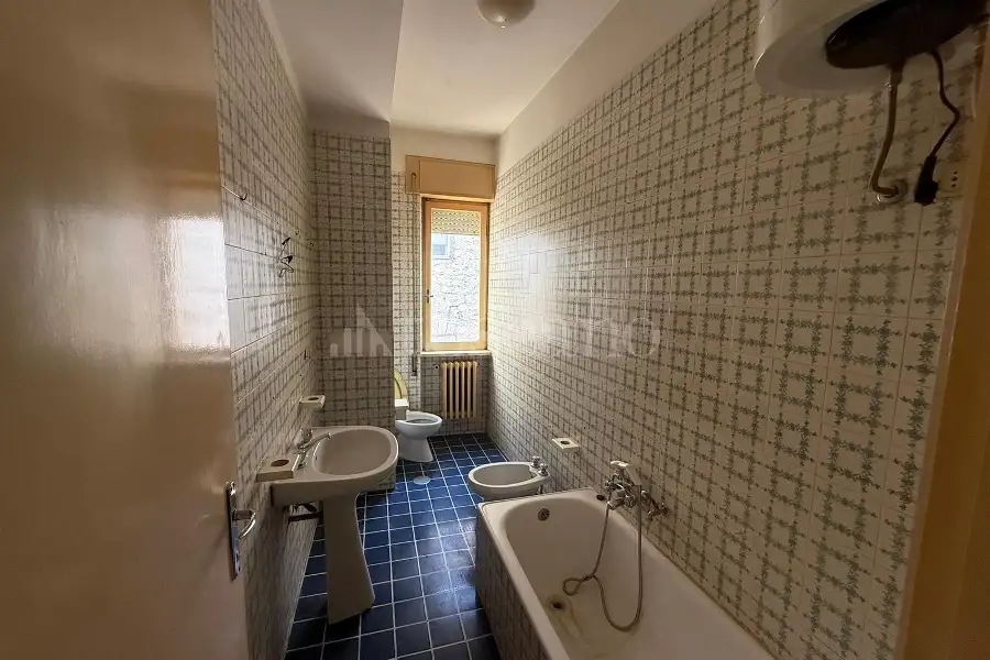 Palazzo in vendita di 725 mq a €395.000 (rif. 1/2026)