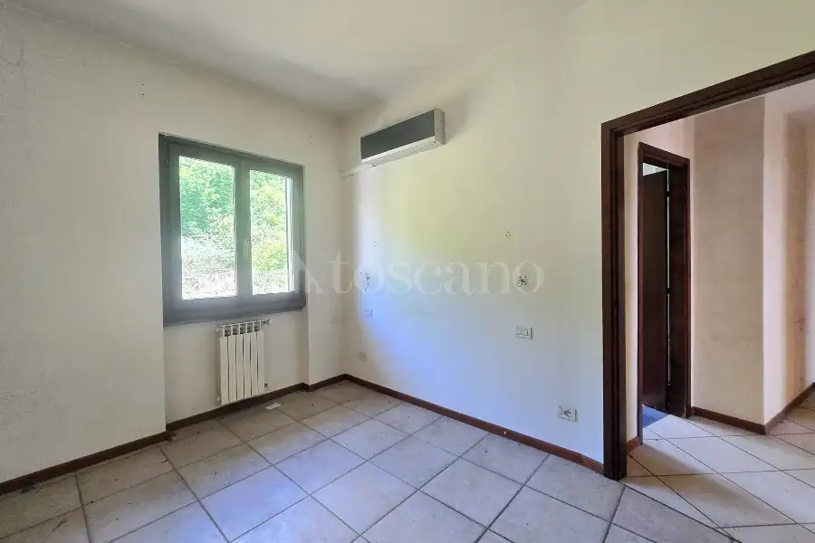 Villa in vendita di 200 mq a €780.000 (rif. 38/2026)