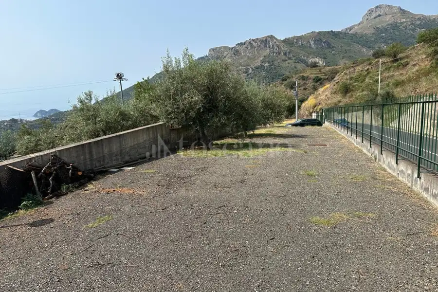 Villino a Schiera in vendita di 182 mq a €210.000 (rif. 31/2023)