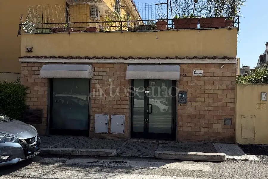 Negozio in vendita di 35 mq a €55.000 (rif. 1/2026)