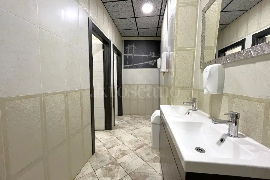 Negozio in vendita di 350 mq a €499.000 (rif. 8/2025)