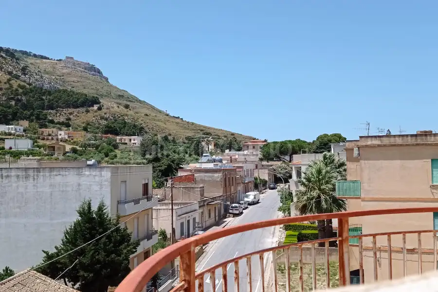 Attico in vendita di 80 mq a €80.000 (rif. 40/2025)