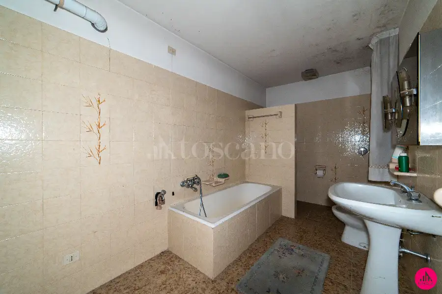 Rustico in vendita di 170 mq a €85.000 (rif. 8/2026)