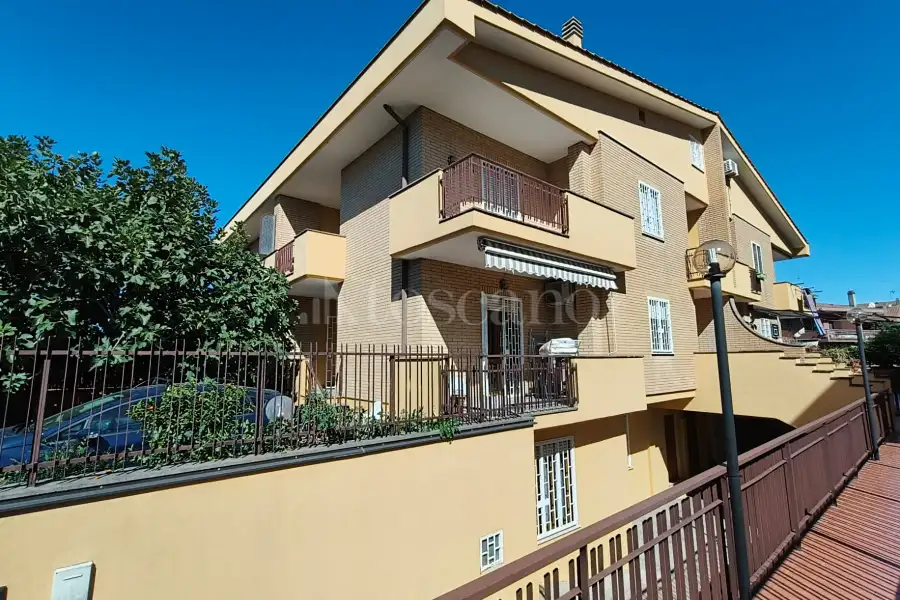 Villa Plurifamiliare in vendita di 200 mq a €465.000 (rif. 64/2025)