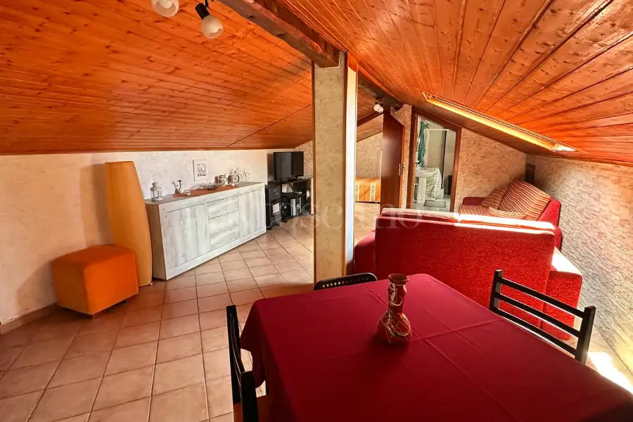 Mansarda in vendita di 88 mq a €39.000 (rif. 40/2026)