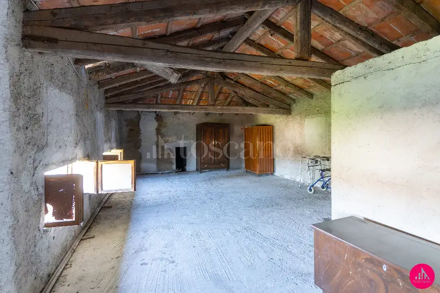 Villino a Schiera in vendita di 240 mq a €209.000 (rif. 85/2026)