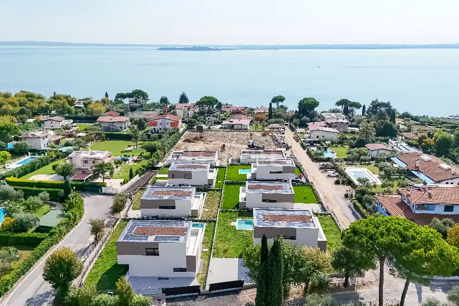 Villa in vendita di 318 mq a €1.595.000 (rif. 13/2025)