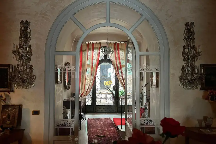 Villa in vendita di 603 mq a €1.770.000 (rif. 21/2023)