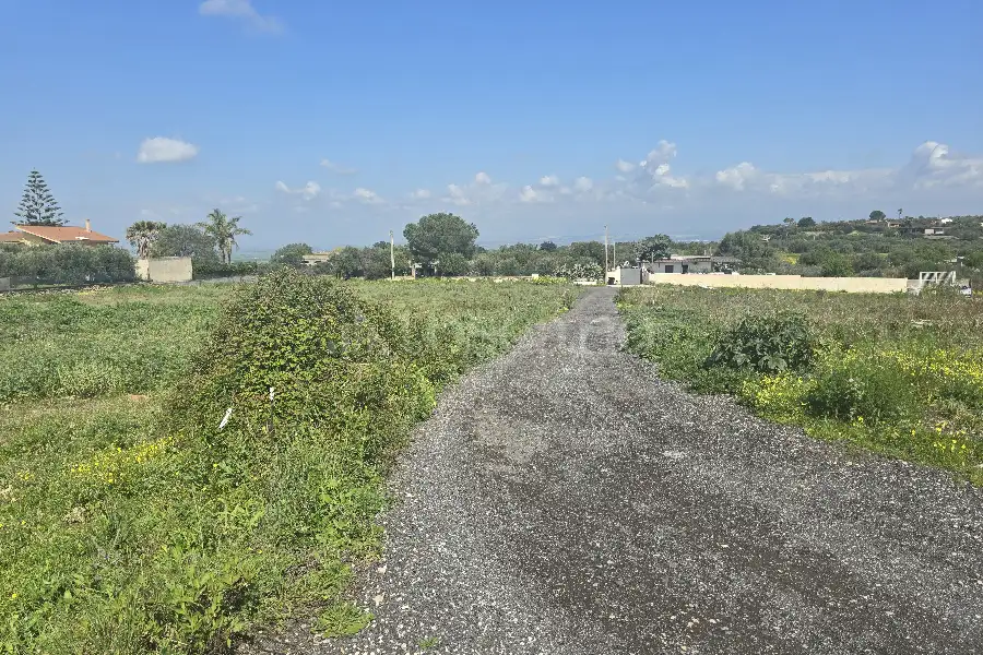 Agricolo in vendita di 5.700 mq a €20.000 (rif. 40/2026)