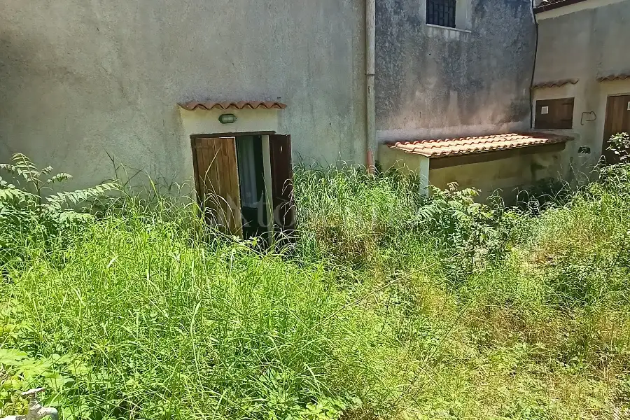 Casa in vendita di 480 mq a €450.000 (rif. 37/2026)