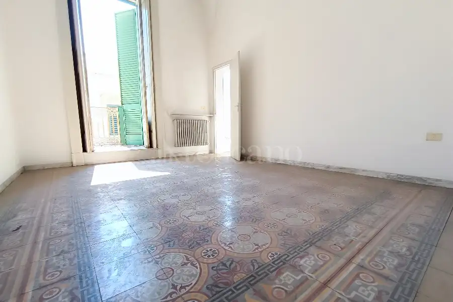 Palazzo in vendita di 270 mq a €650.000 (rif. 19/2024)