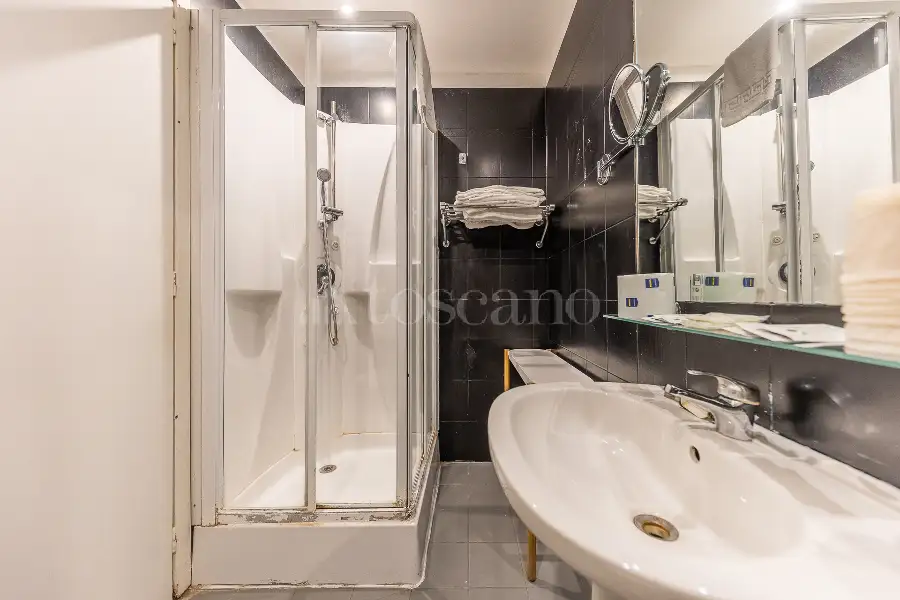Albergo in vendita di 592 mq a €1.999.000 (rif. 17/2025)