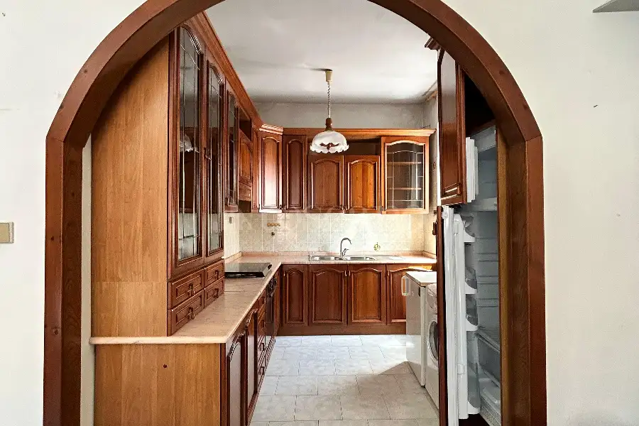 Casa Indipendente in vendita di 260 mq a €240.000 (rif. 120/2026)