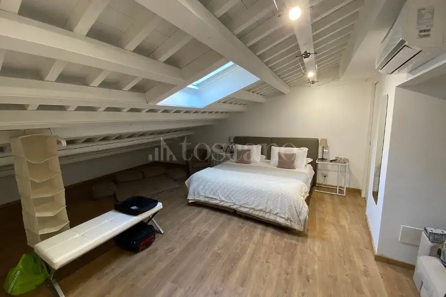 Casa Indipendente in vendita di 225 mq a €760.000 (rif. 20/2025)