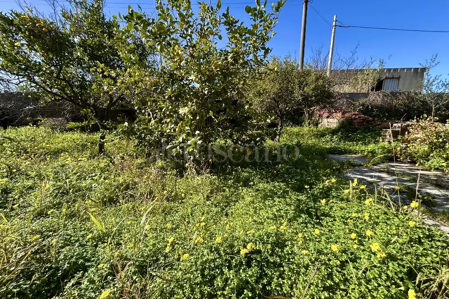 Villa in vendita di 330 mq a €184.000 (rif. 5/2026)