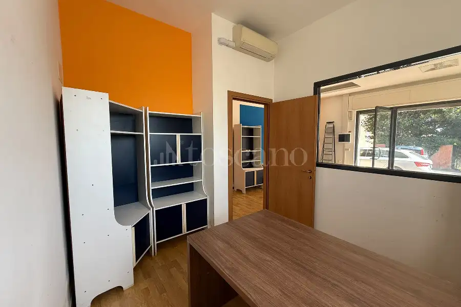 Negozio in affitto di 59 mq a €750 (rif. 27/2026)