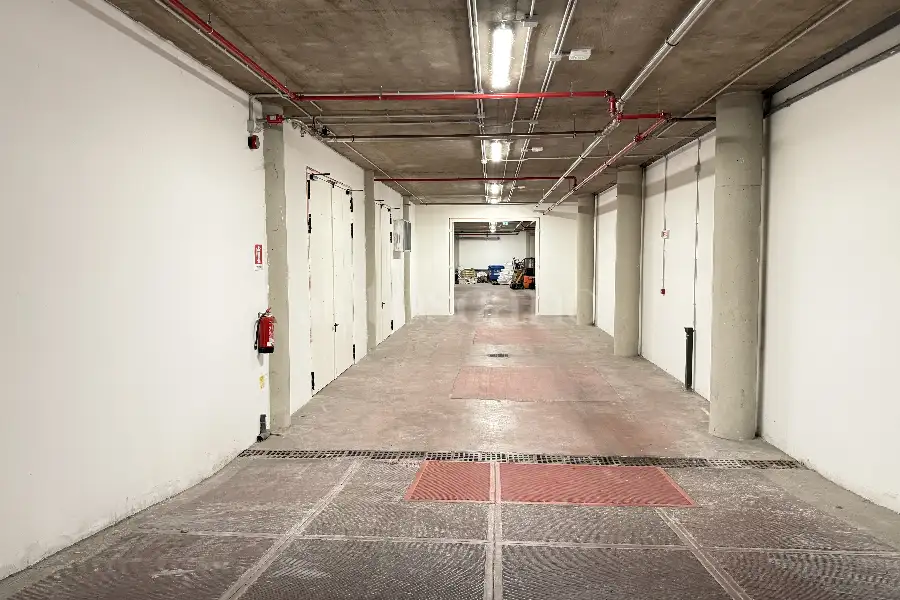 Magazzino in vendita di 300 mq a €70.000 (rif. 27/2025)
