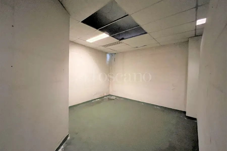 Magazzino in vendita di 820 mq a €620.000 (rif. 25/2026)