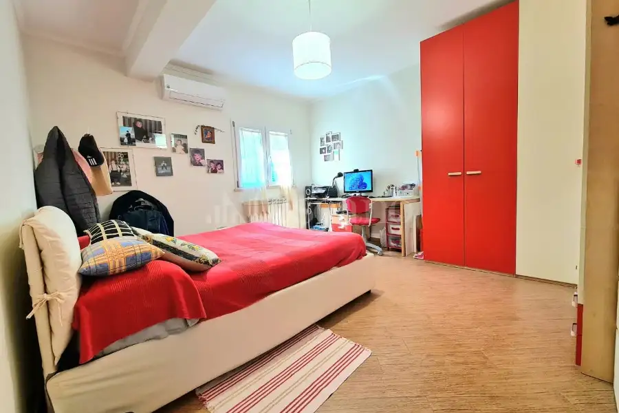 Villa Bifamiliare in vendita di 160 mq a €249.000 (rif. 52/2026)