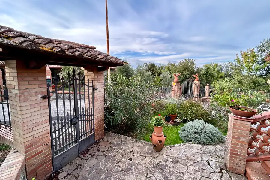 Casa Indipendente in vendita di 220 mq a €339.000 (rif. 7/2025)