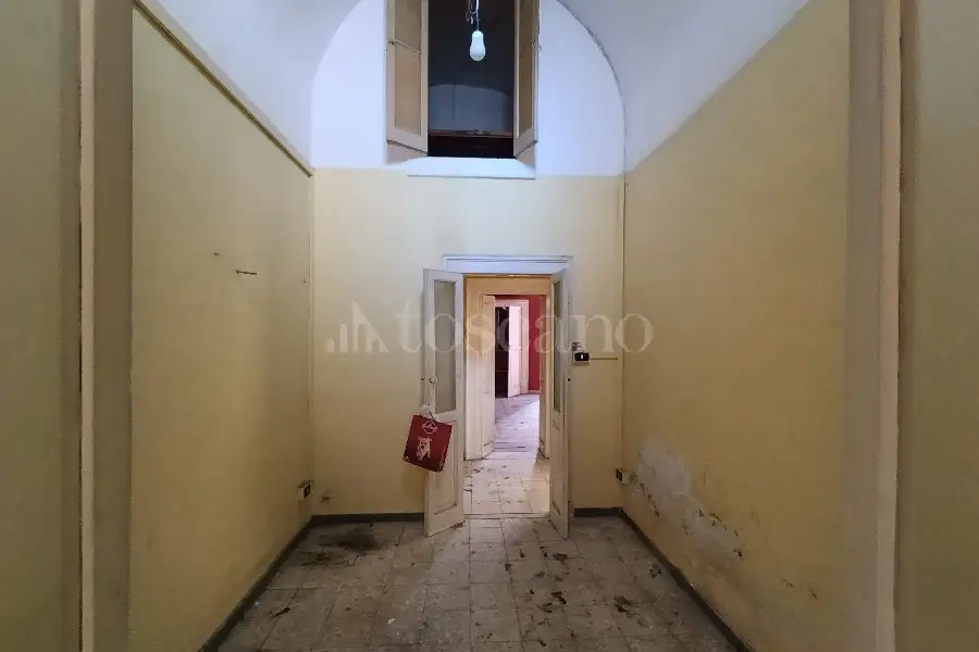 Palazzo in vendita di 408 mq a €1.100.000 (rif. 23/2026)