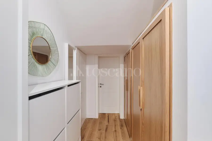Villa in vendita di 259 mq a €1.100.000 (rif. 2/2026)