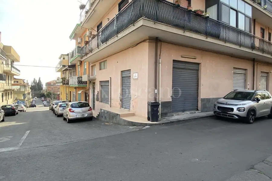 Negozio in vendita di 53 mq a €45.000 (rif. 38/2026)