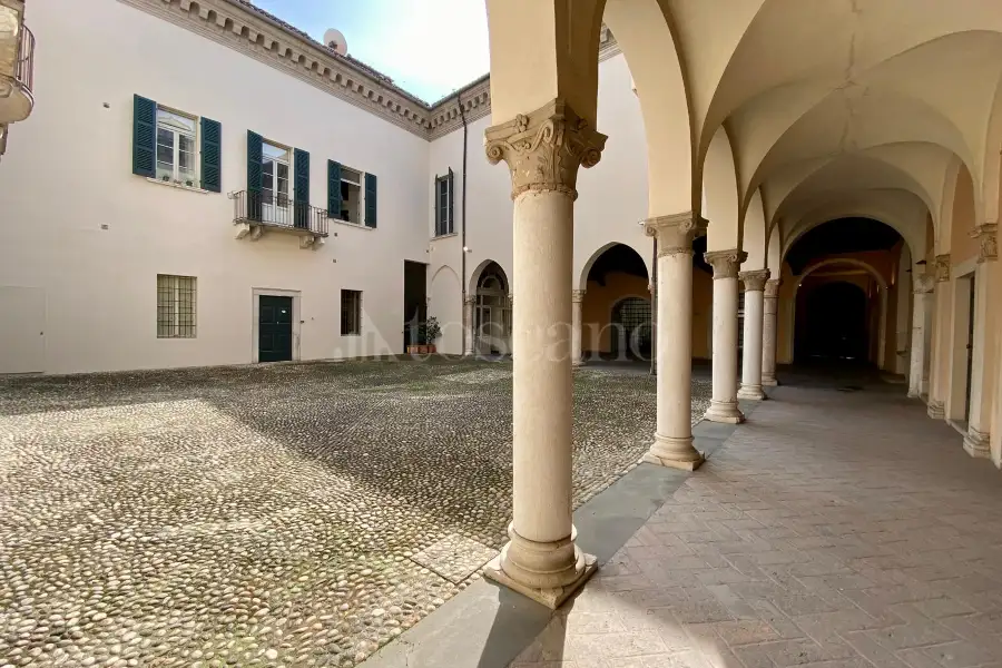 Casa in vendita di 190 mq a €800.000 (rif. 9/2026)