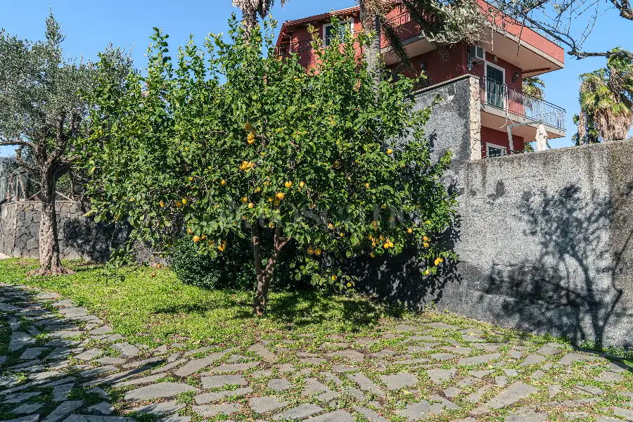Villa in vendita di 270 mq a €318.000 (rif. 1/2026)