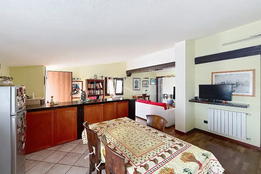 Villa in vendita di 230 mq a €288.000 (rif. 22/2026)