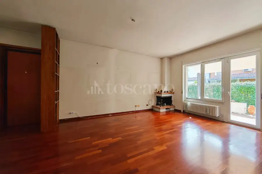Villa Plurifamiliare in vendita di 220 mq a €565.000 (rif. 44/2026)