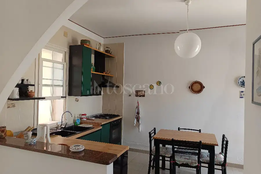 Villa in vendita di 470 mq a €698.000 (rif. 76/2026)