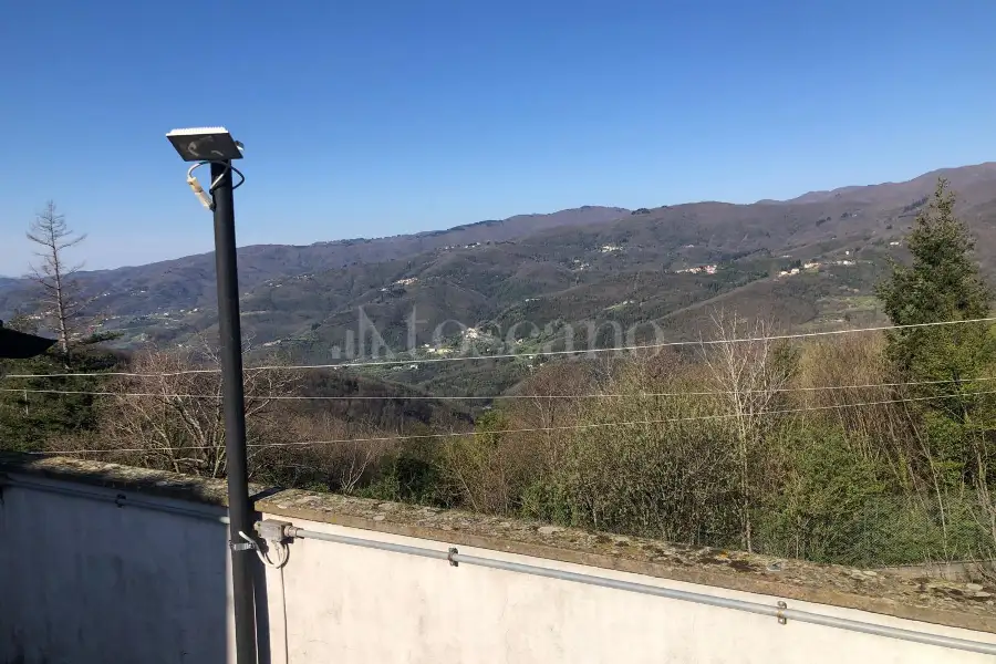 Attività Commerciale in vendita di 1.300 mq a €500.000 (rif. 51/2025)