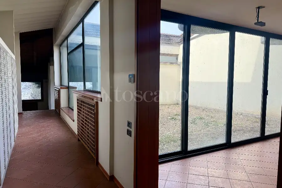 Casa Indipendente in vendita di 418 mq a €560.000 (rif. 64/2025)