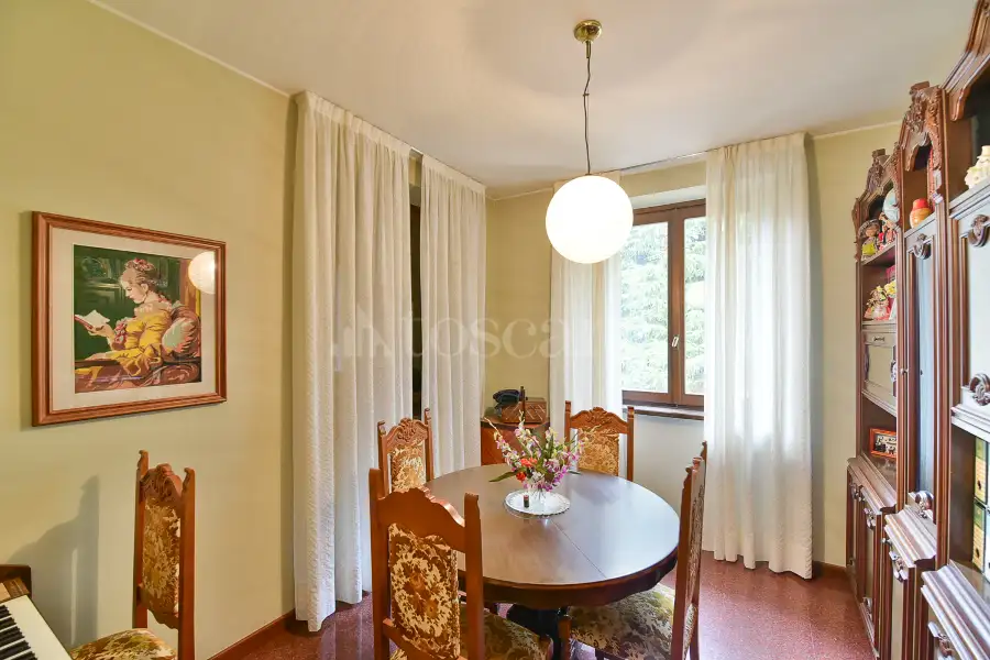 Villa in vendita di 325 mq a €595.000 (rif. 3/2026)