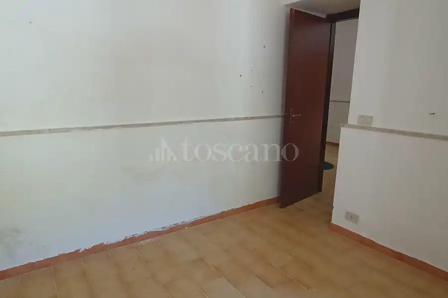 Casa in vendita di 480 mq a €450.000 (rif. 37/2026)