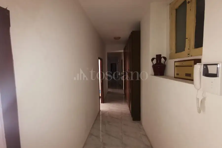 Casa in vendita di 320 mq a €70.000 (rif. 87/2024)