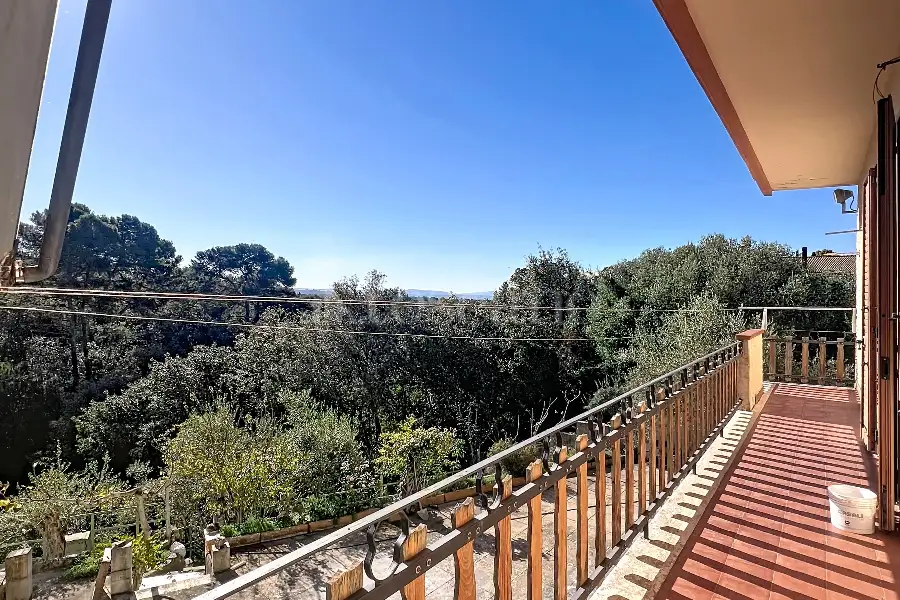 Villa in vendita di 630 mq a €670.000 (rif. 195/2025)