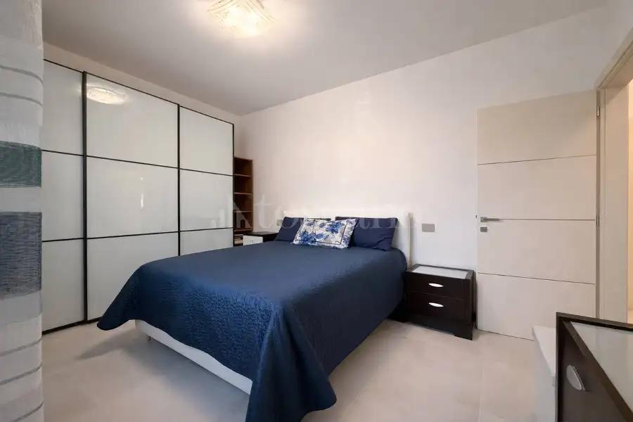 Villa in vendita di 240 mq a €595.000 (rif. 7/2026)