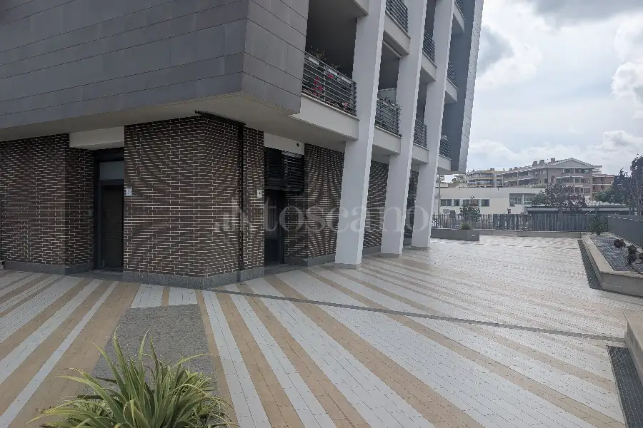 Negozio in vendita di 135 mq a €450.000 (rif. 3/2026)