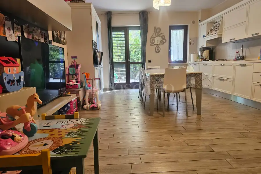 Villino a Schiera in vendita di 107 mq a €216.000 (rif. 93/2026)