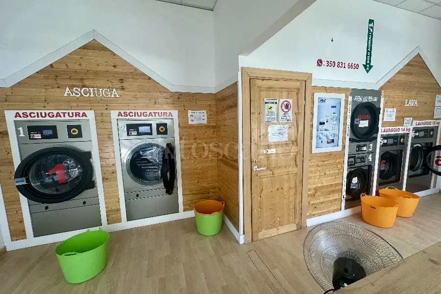 Negozio in vendita di 40 mq a €99.900 (rif. 15/2025)