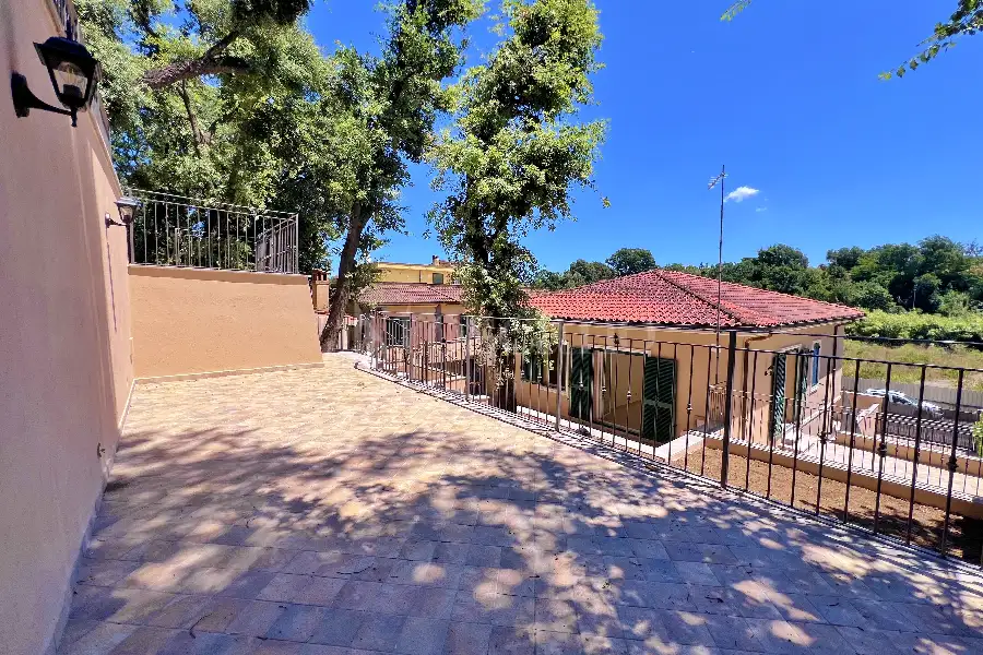 Casa Indipendente in vendita di 130 mq a €355.000 (rif. 12/2026)