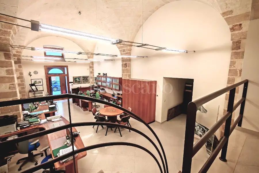 Ufficio in affitto di 140 mq a €2.000 (rif. 70/2024)