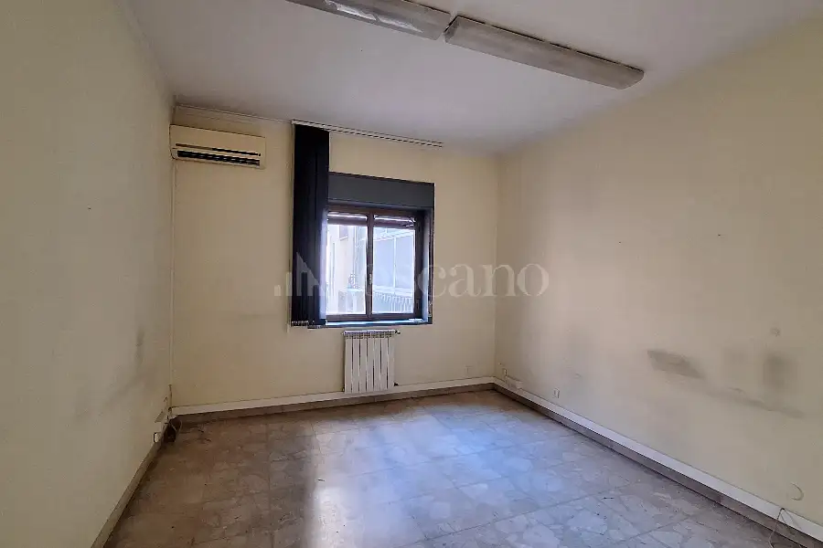 Ufficio in vendita di 175 mq a €245.000 (rif. 167/2026)