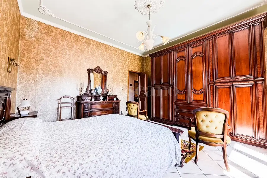 Villa Bifamiliare in vendita di 273 mq a €420.000 (rif. 37/2026)