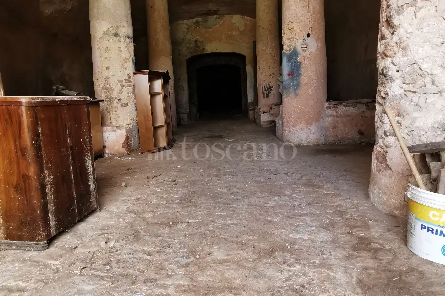 Casa in vendita di 250 mq a €274.000 (rif. 32/2023)