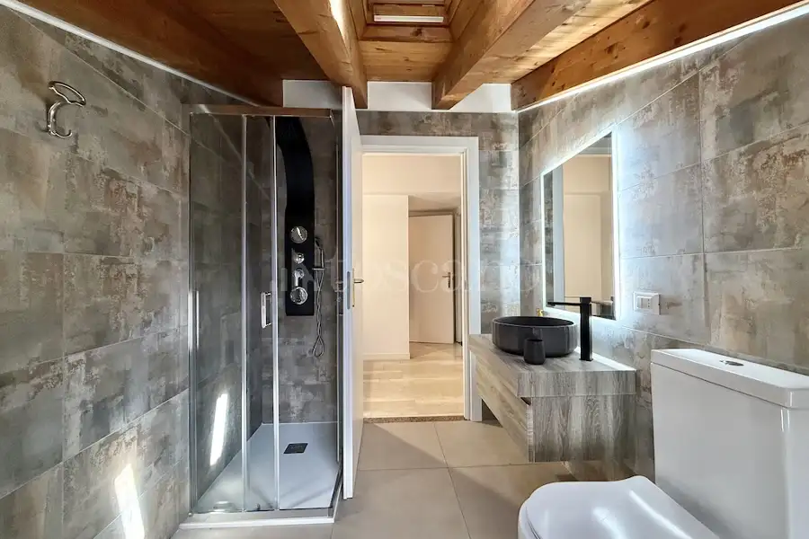 Villino a Schiera in vendita di 220 mq a €450.000 (rif. 24/2026)